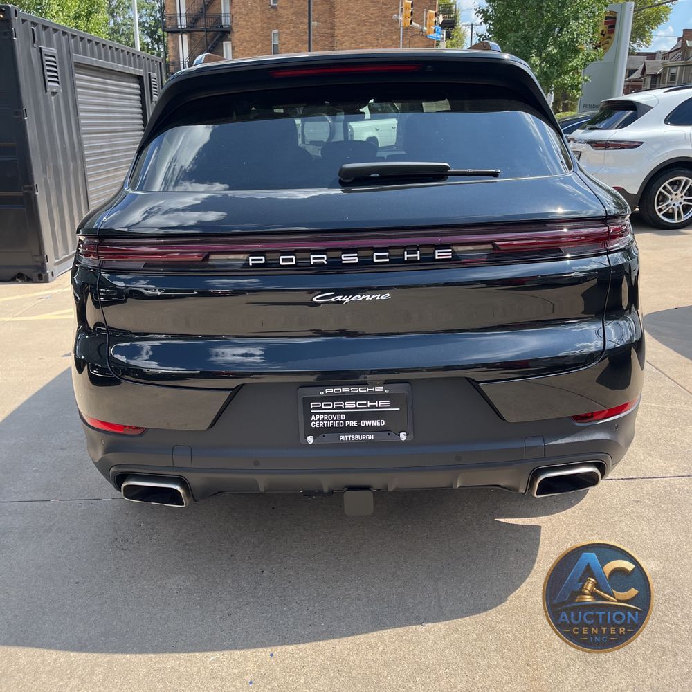 2024 Porsche Cayenne Base