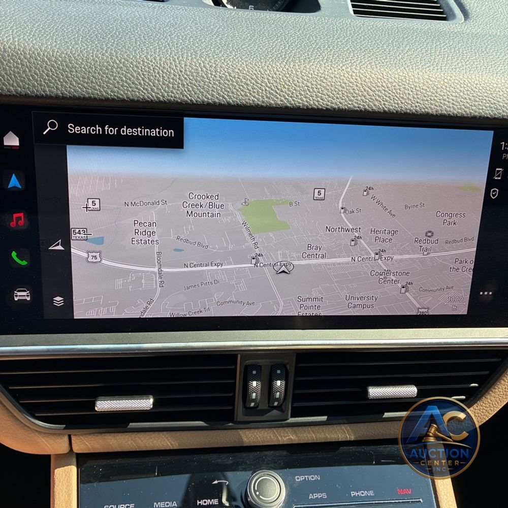 2022 Porsche Cayenne Base