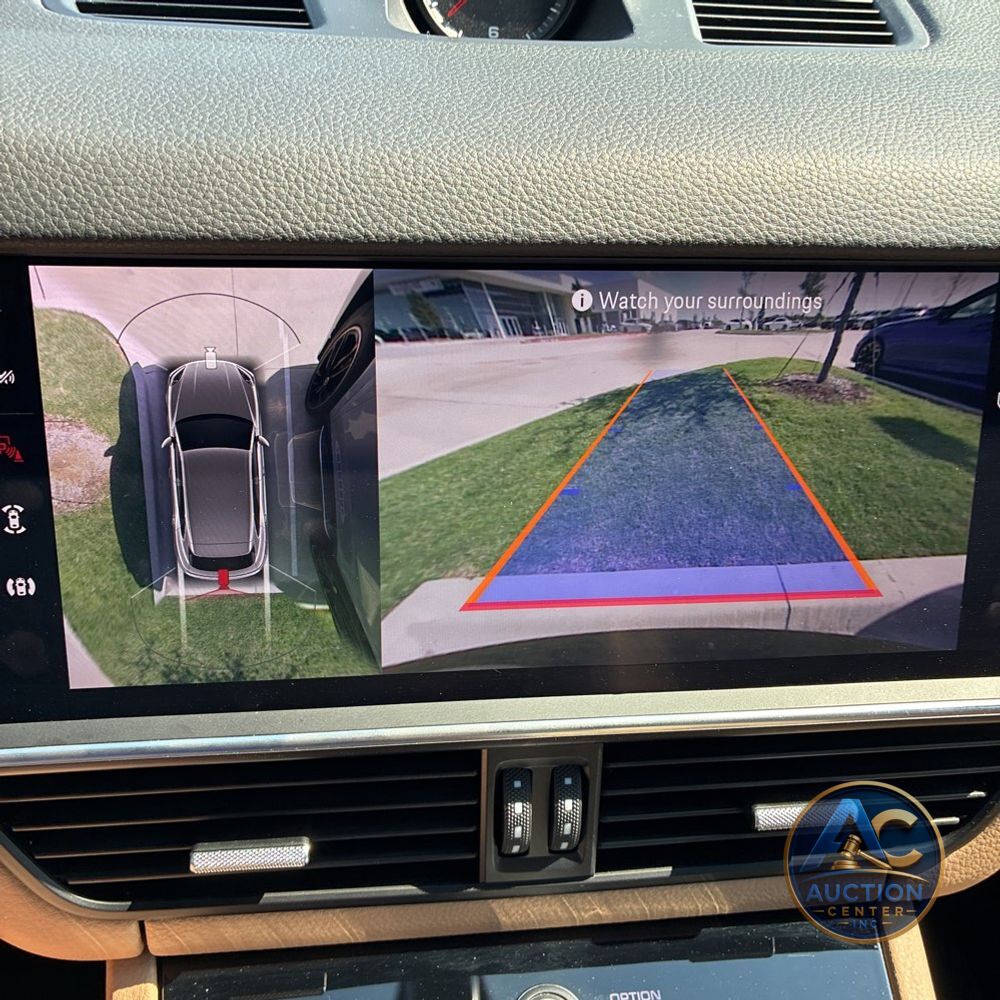2022 Porsche Cayenne Base