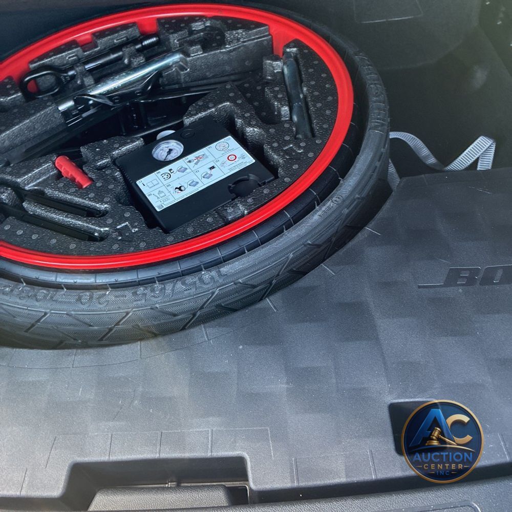 2022 Porsche Cayenne Base