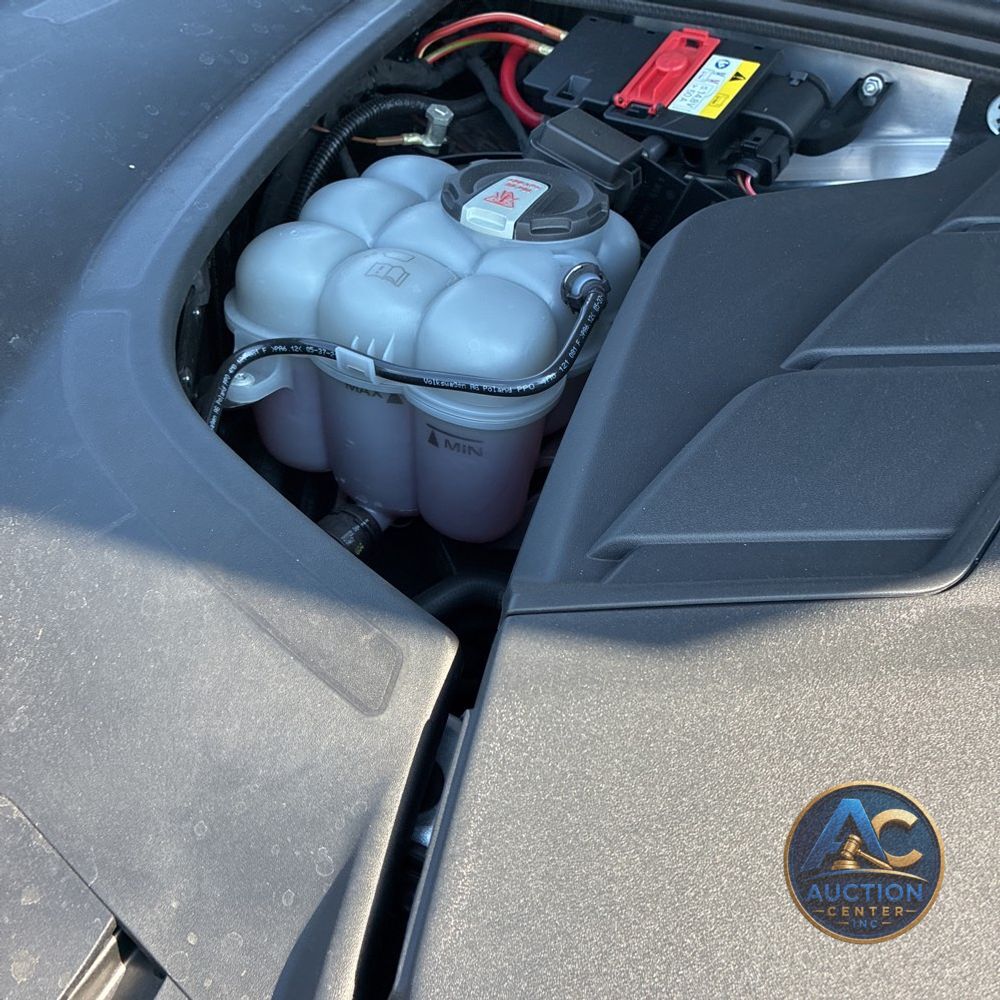 2022 Porsche Cayenne Base