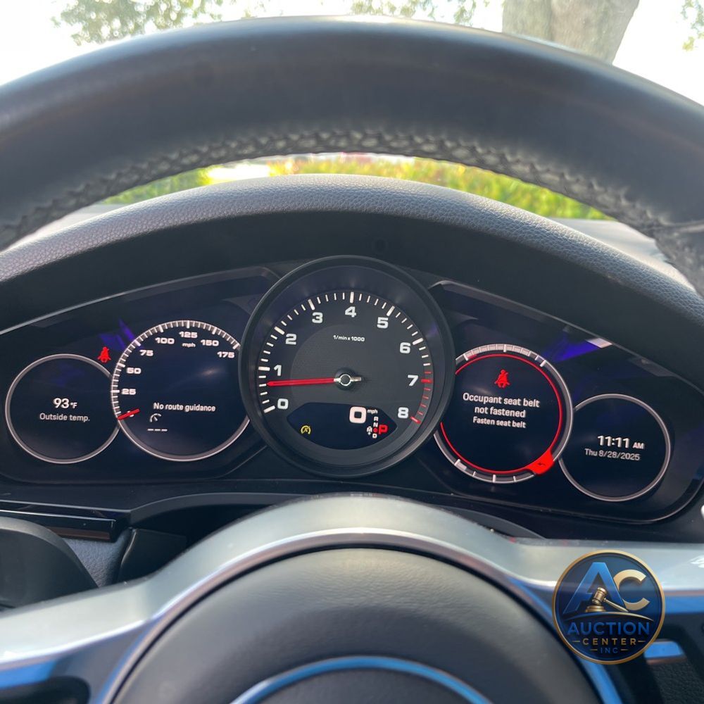 2022 Porsche Cayenne Base