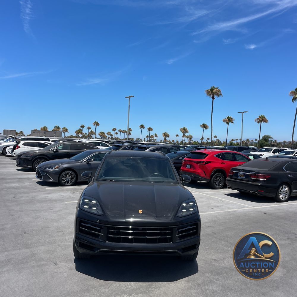 2024 Porsche Cayenne Base