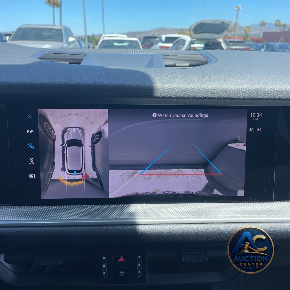 2024 Porsche Cayenne Base