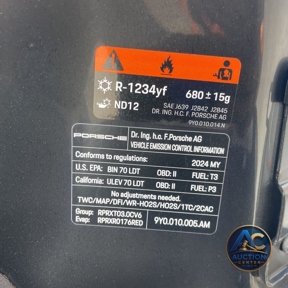 2024 Porsche Cayenne Base