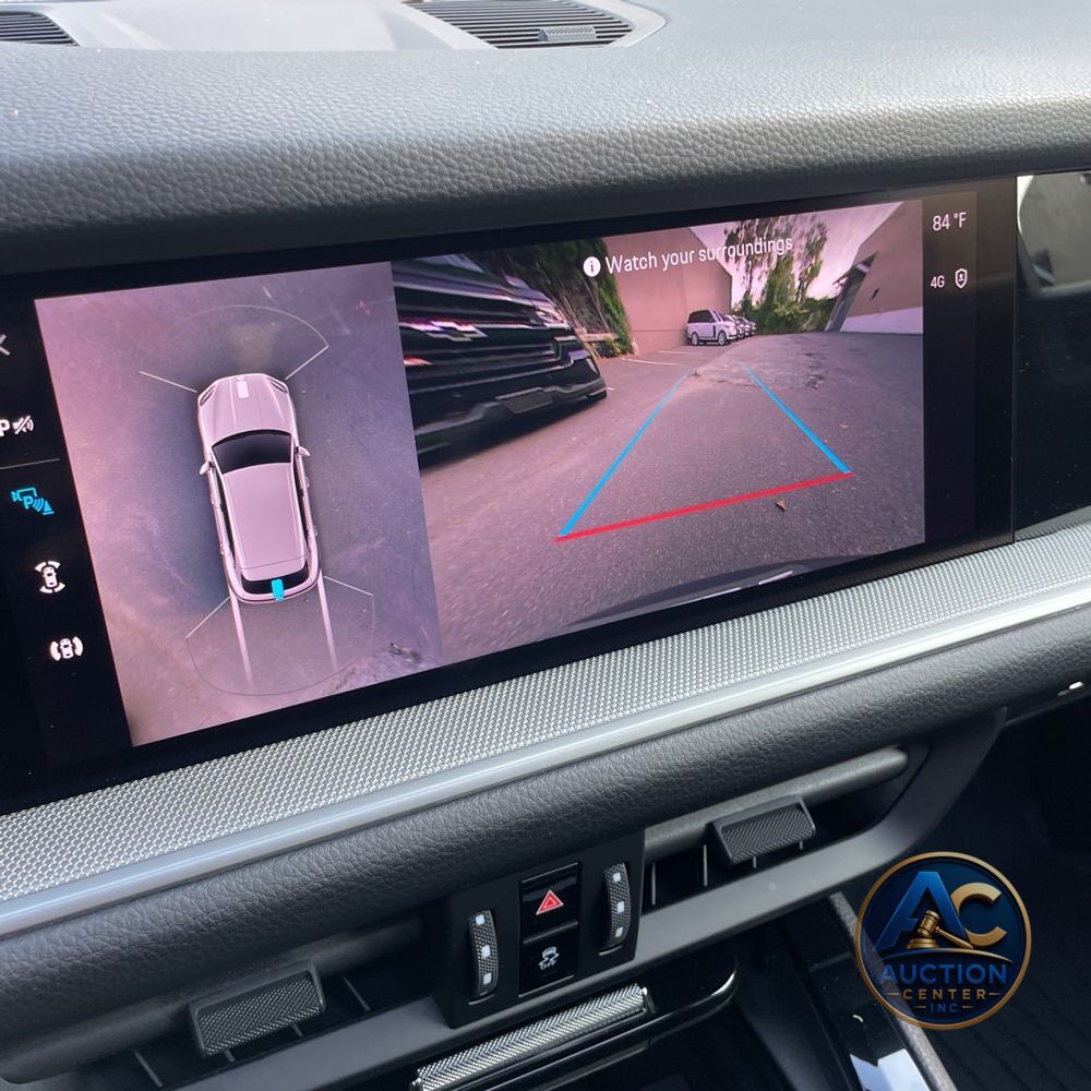 2024 Porsche Cayenne Base