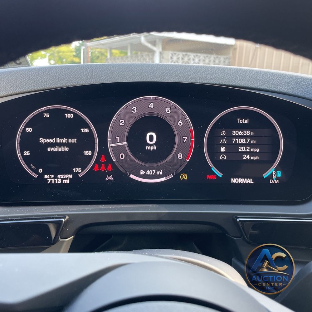 2024 Porsche Cayenne Base