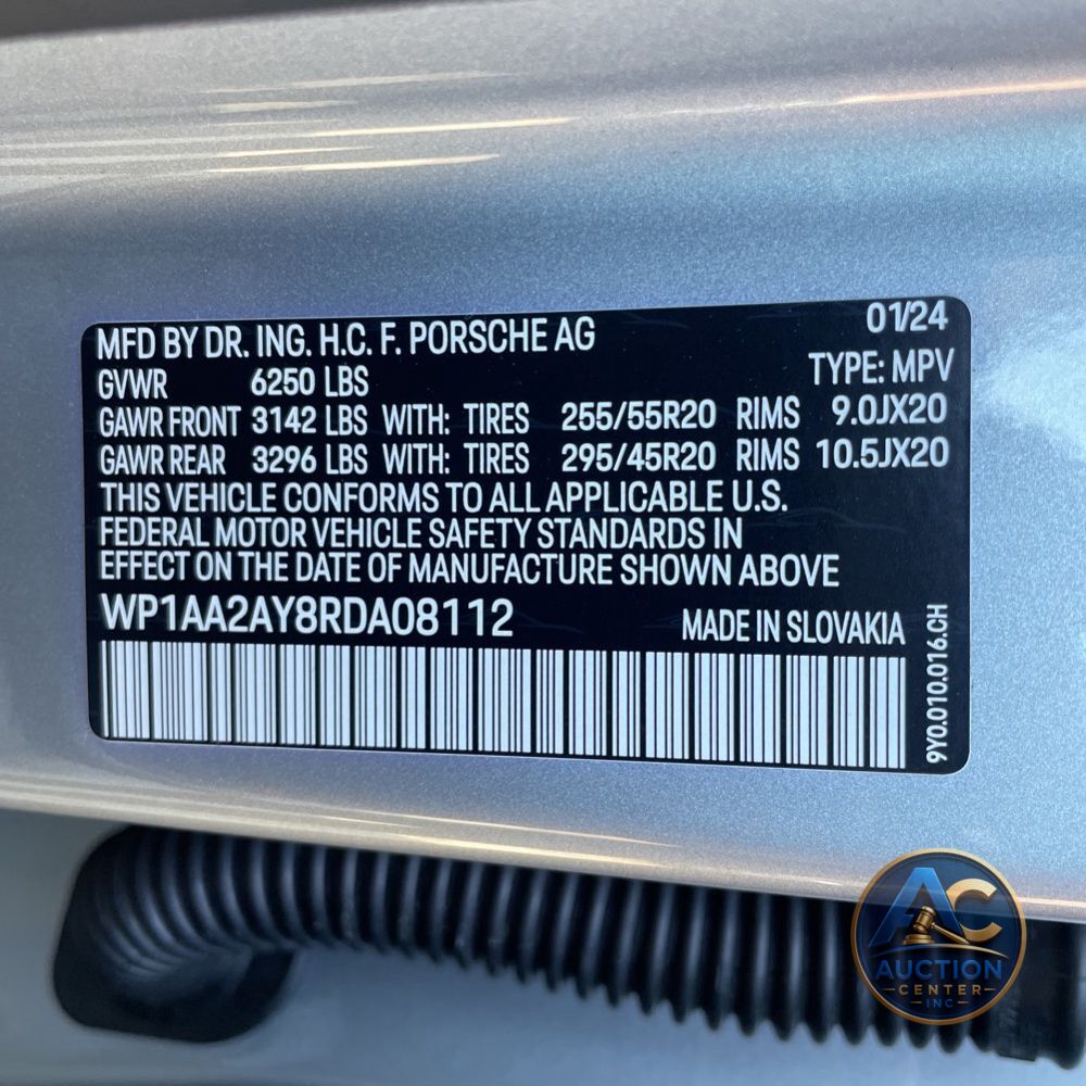 2024 Porsche Cayenne Base