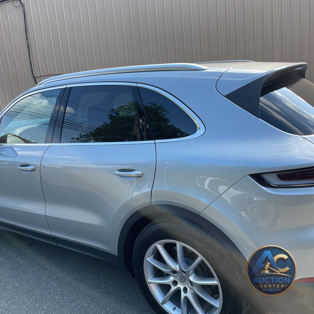 2024 Porsche Cayenne Base