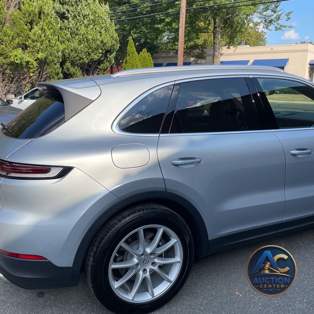 2024 Porsche Cayenne Base