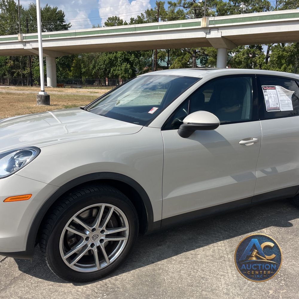 2021 Porsche Cayenne Base