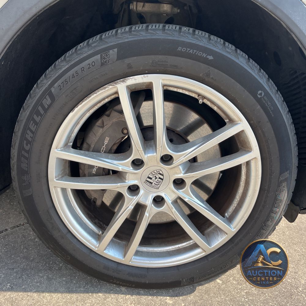 2021 Porsche Cayenne Base