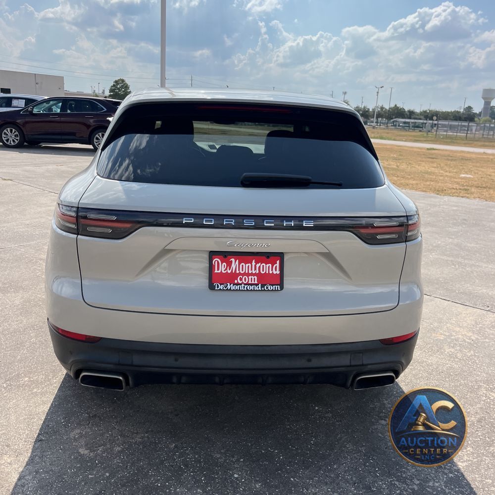 2021 Porsche Cayenne Base