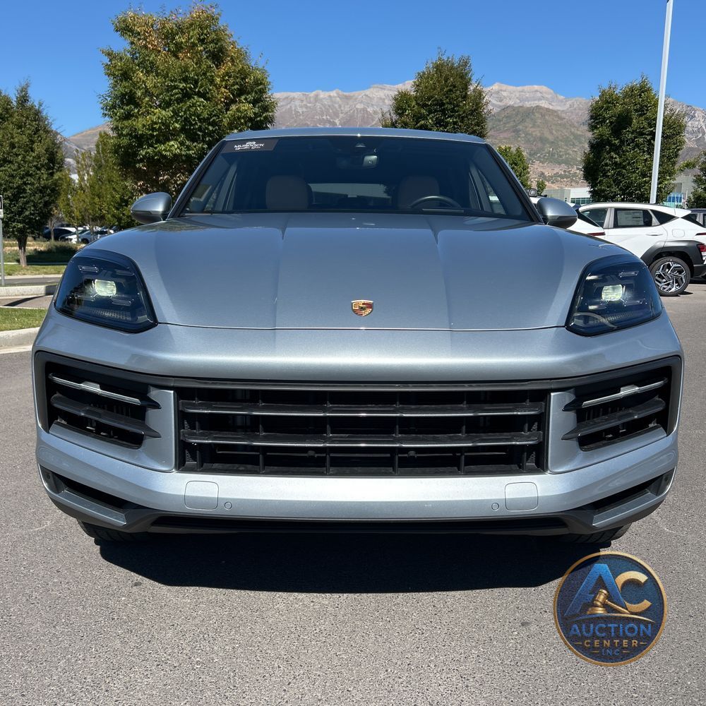 2024 Porsche Cayenne Base