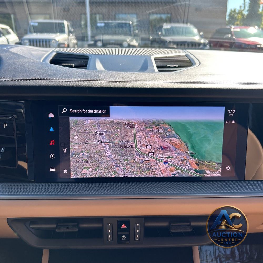 2024 Porsche Cayenne Base