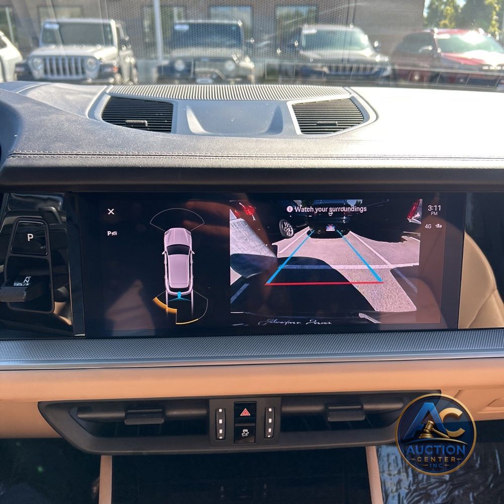 2024 Porsche Cayenne Base
