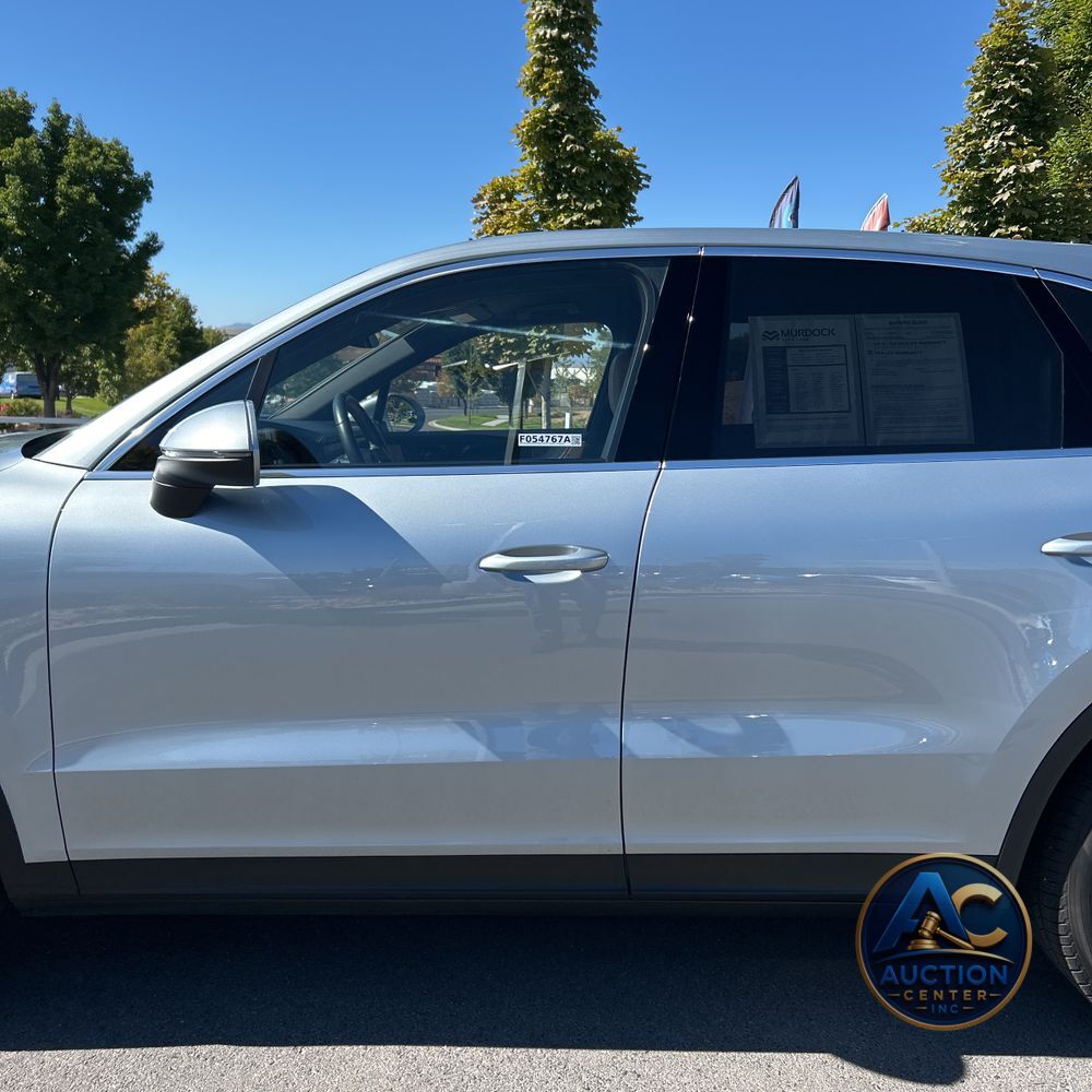 2024 Porsche Cayenne Base