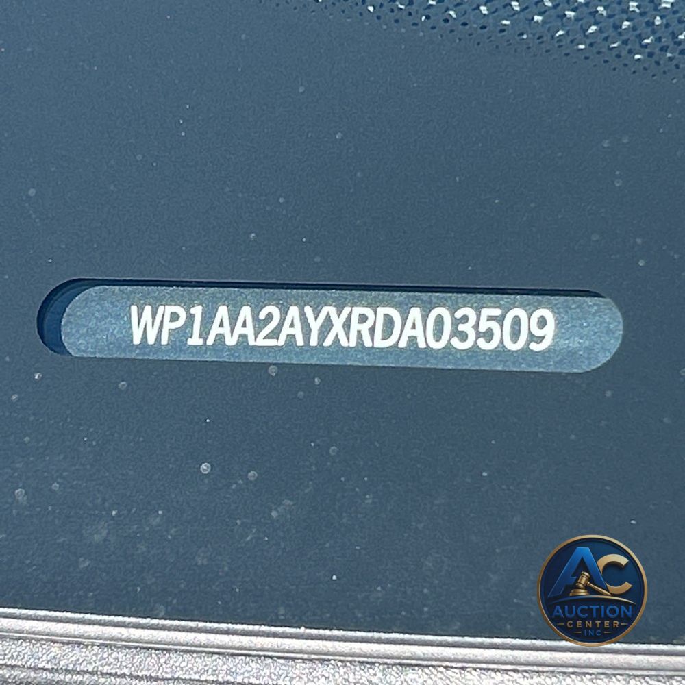 2024 Porsche Cayenne Base