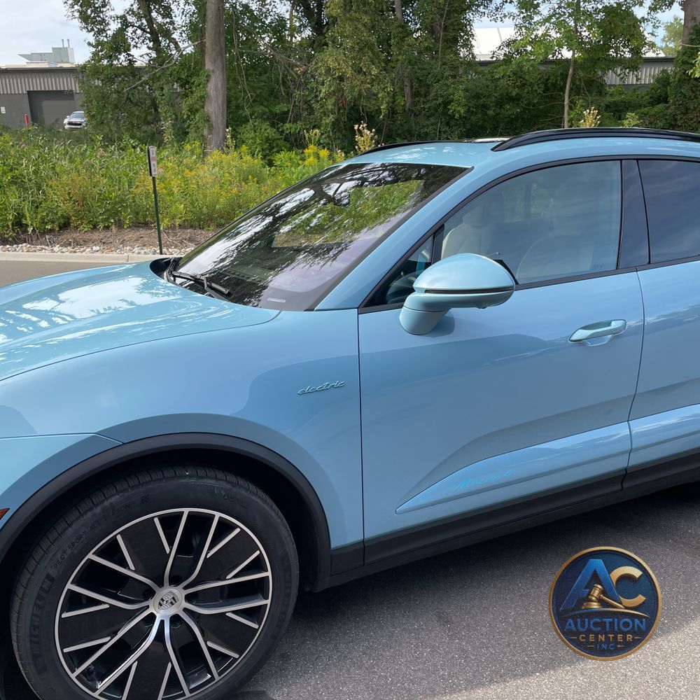 2024 Porsche Macan EV 4