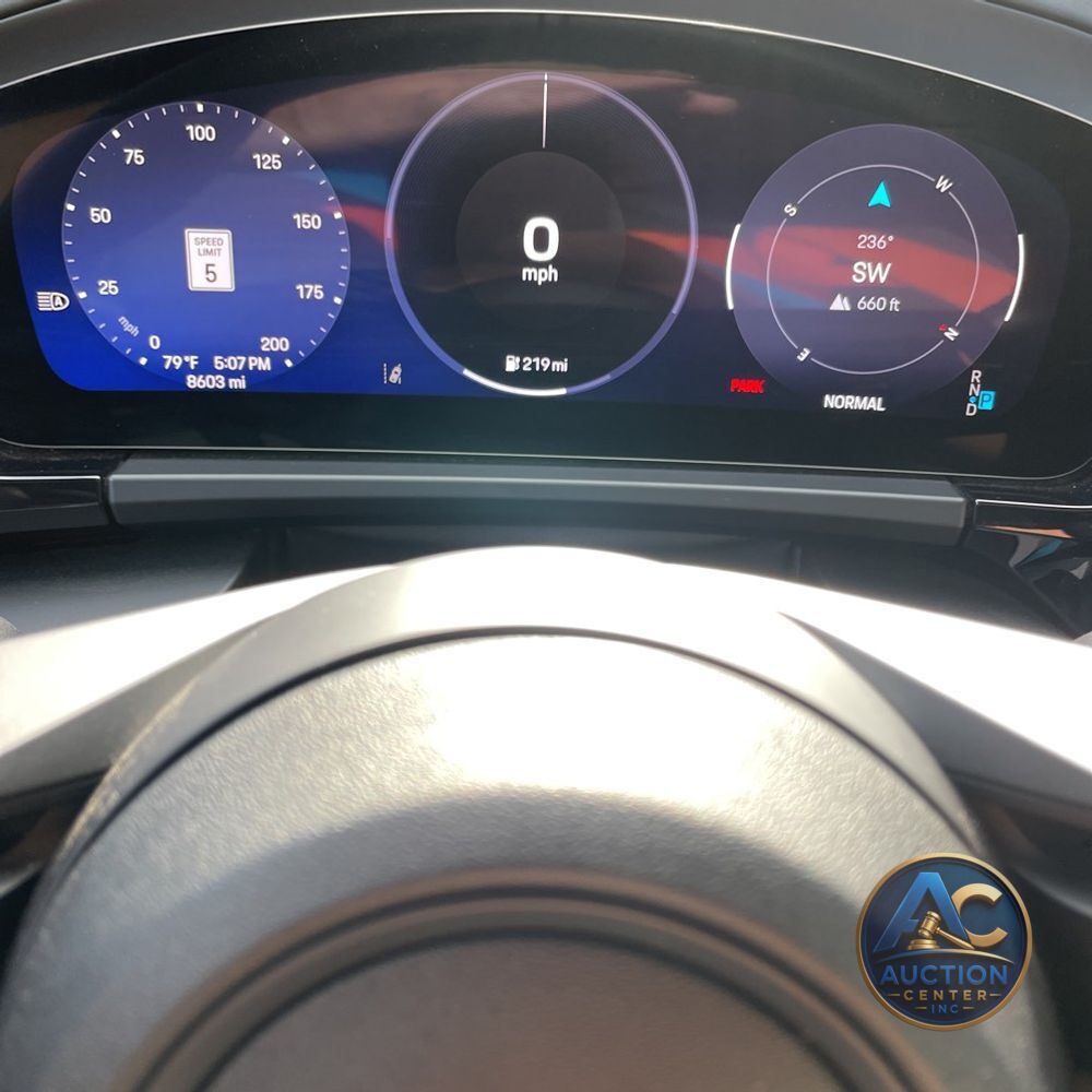2024 Porsche Macan EV 4