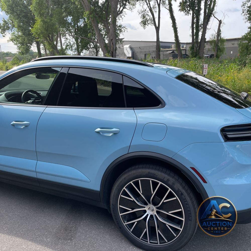 2024 Porsche Macan EV 4