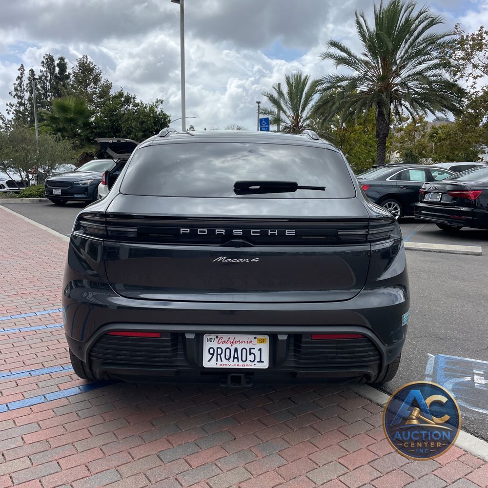 2024 Porsche Macan EV 4