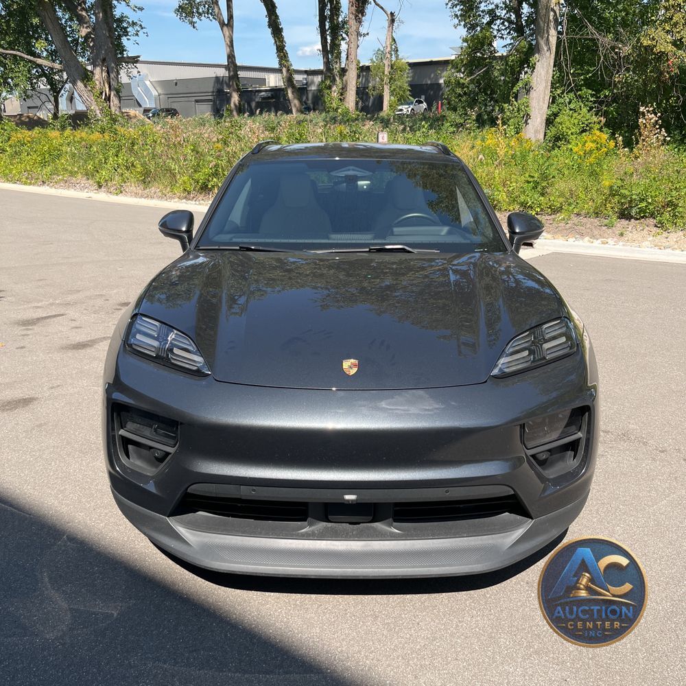2024 Porsche Macan EV 4