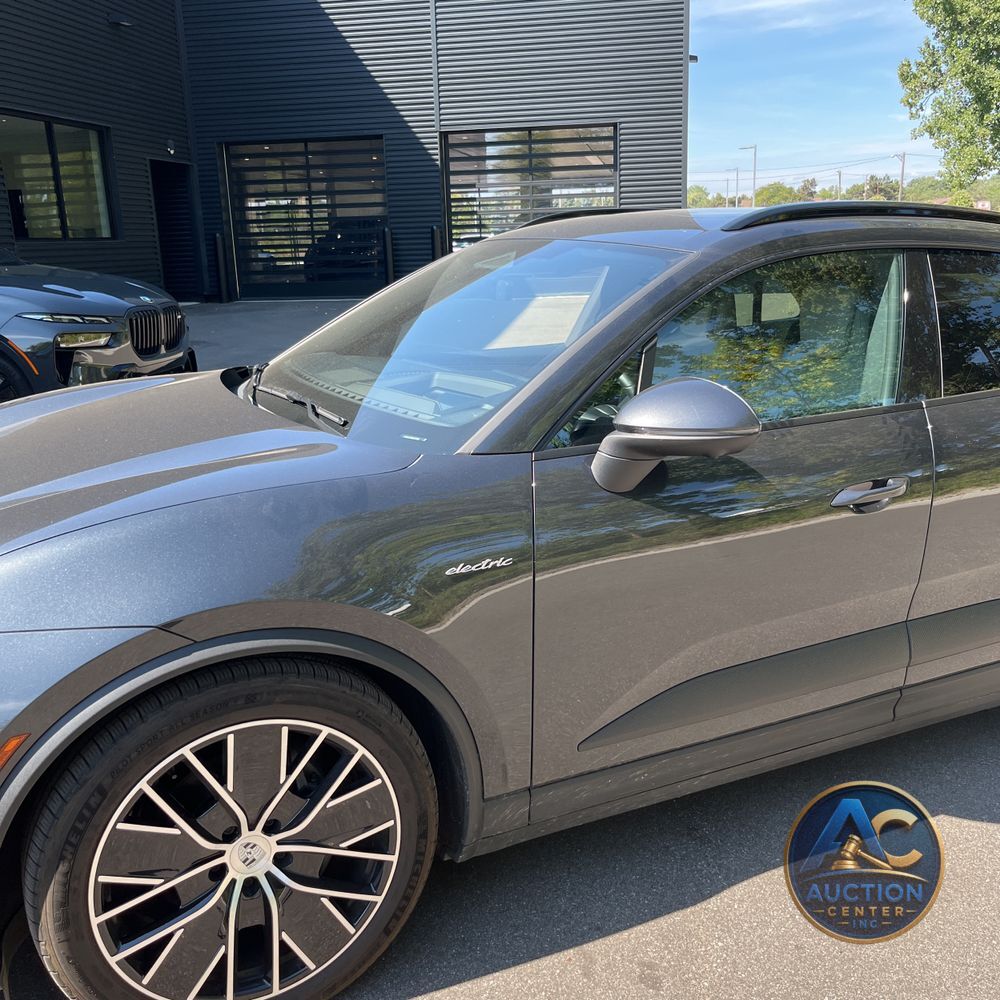 2024 Porsche Macan EV 4