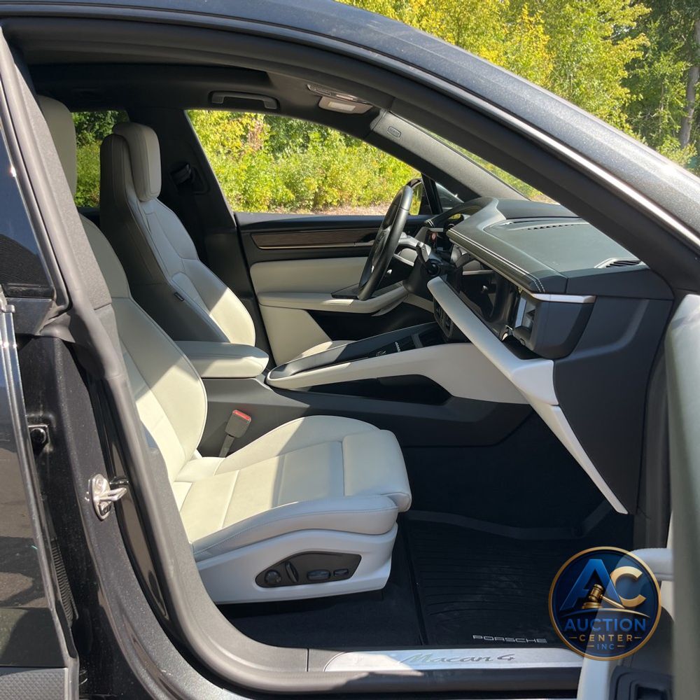 2024 Porsche Macan EV 4
