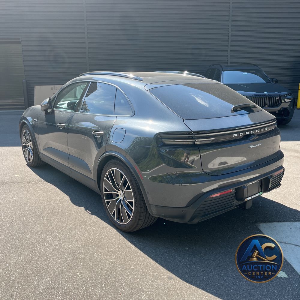 2024 Porsche Macan EV 4