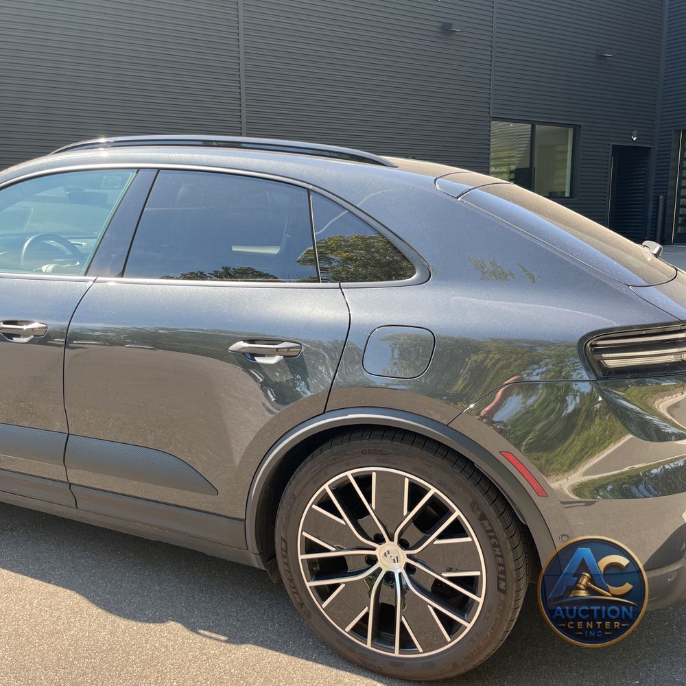 2024 Porsche Macan EV 4