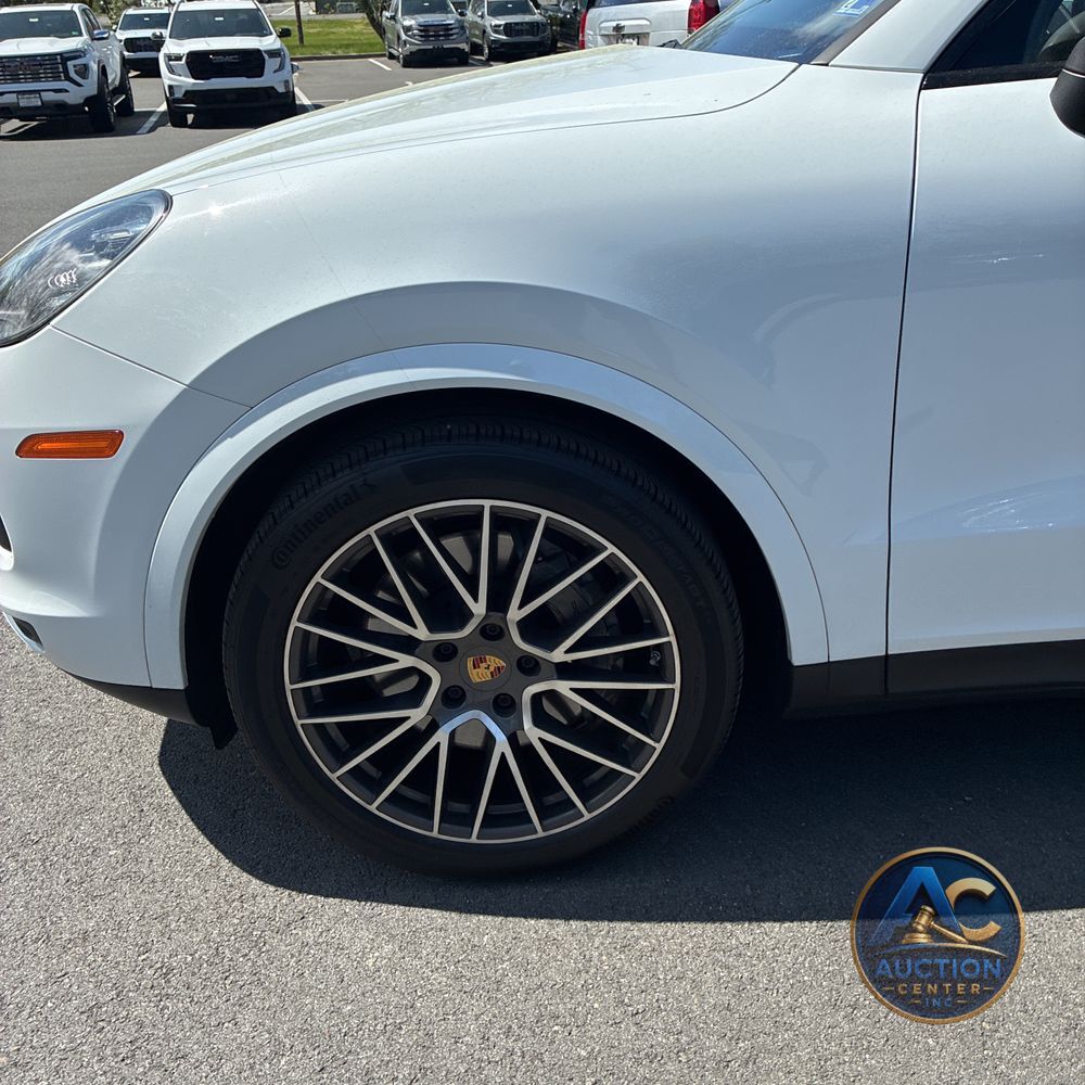 2022 Porsche Cayenne S