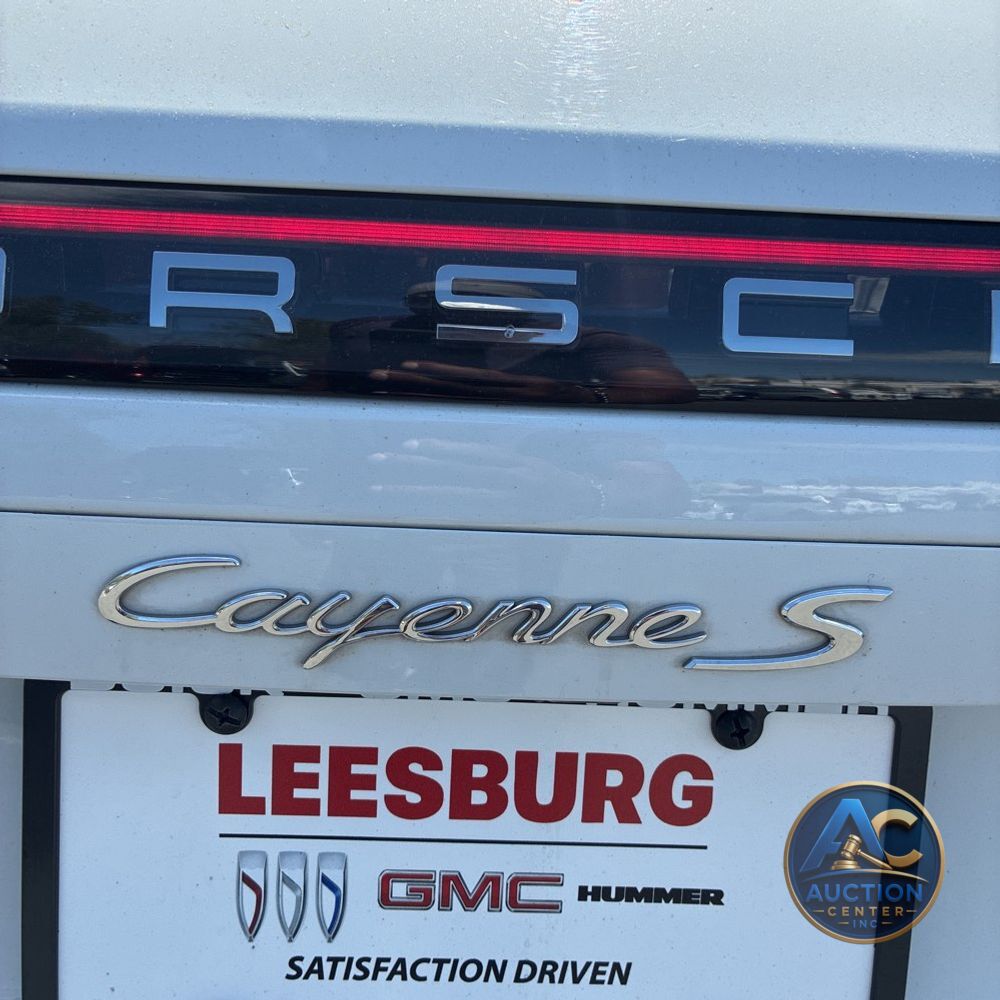 2022 Porsche Cayenne S
