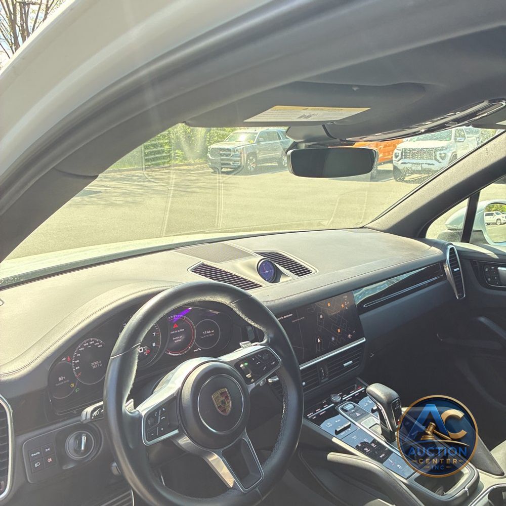 2022 Porsche Cayenne S