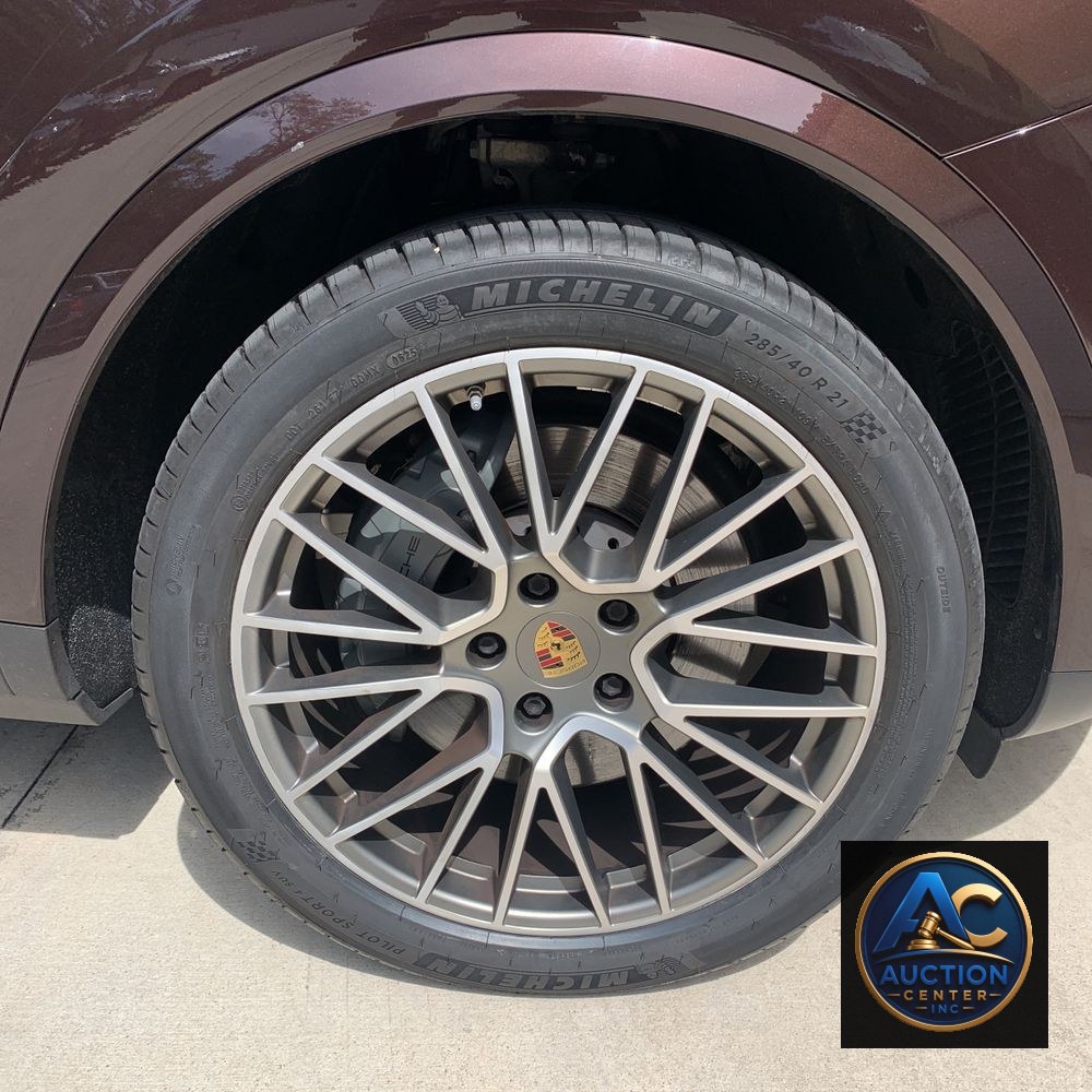 2022 Porsche Cayenne S Platinum Edition