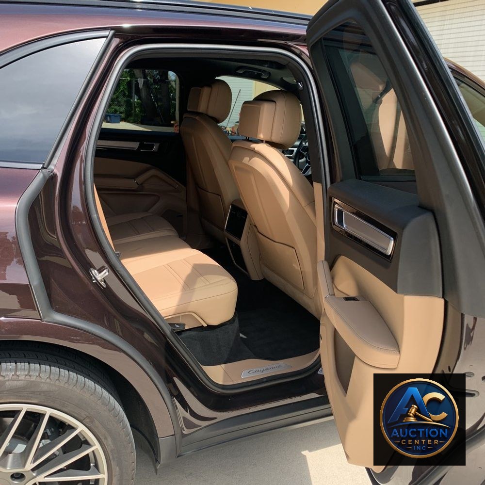 2022 Porsche Cayenne S Platinum Edition