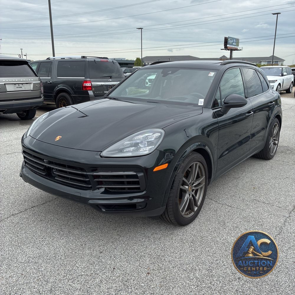 2023 Porsche Cayenne S Platinum Edition