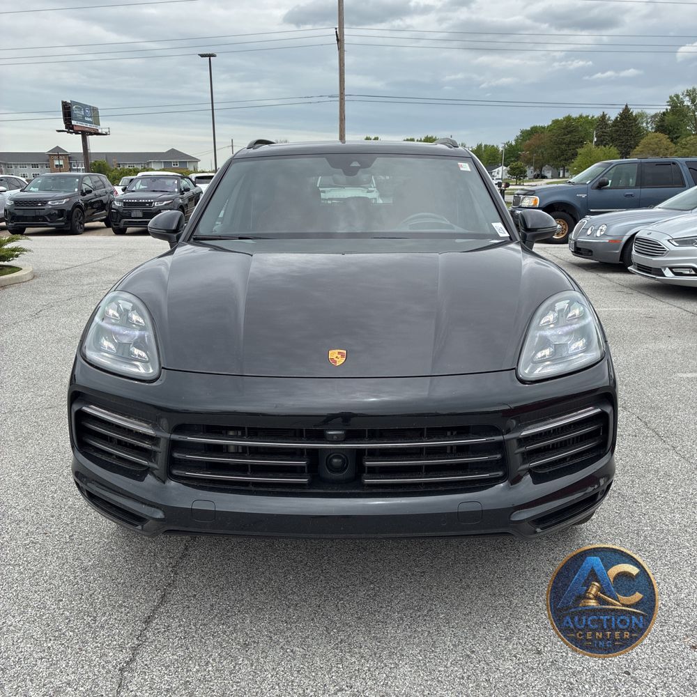 2023 Porsche Cayenne S Platinum Edition