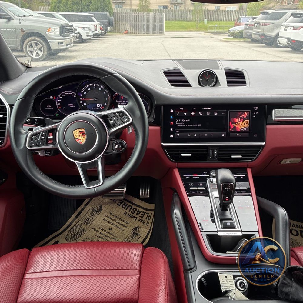 2023 Porsche Cayenne S Platinum Edition
