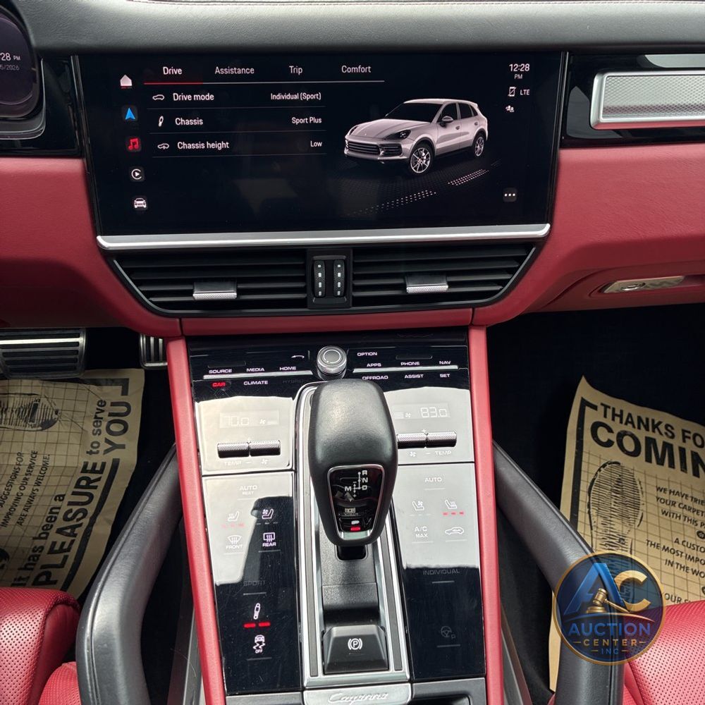 2023 Porsche Cayenne S Platinum Edition