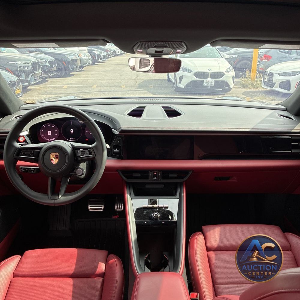 2025 Porsche Macan 4S Electric