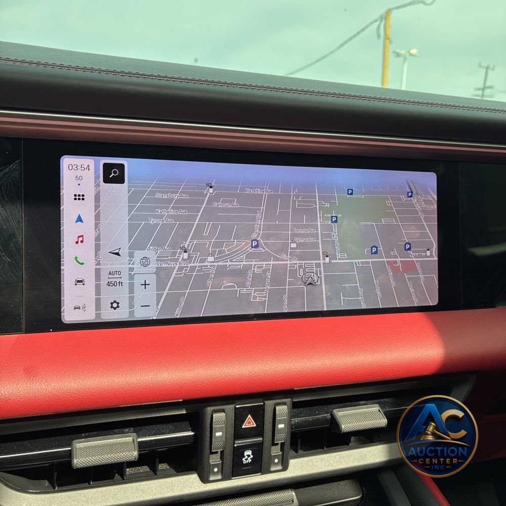 2025 Porsche Macan 4S Electric
