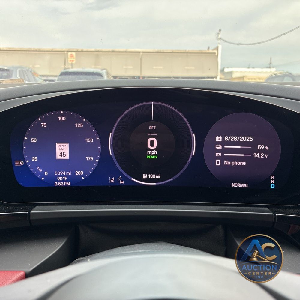 2025 Porsche Macan 4S Electric