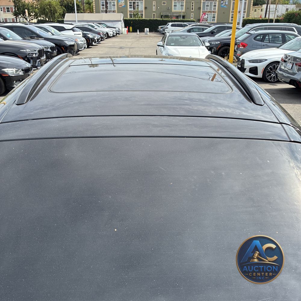 2025 Porsche Macan 4S Electric