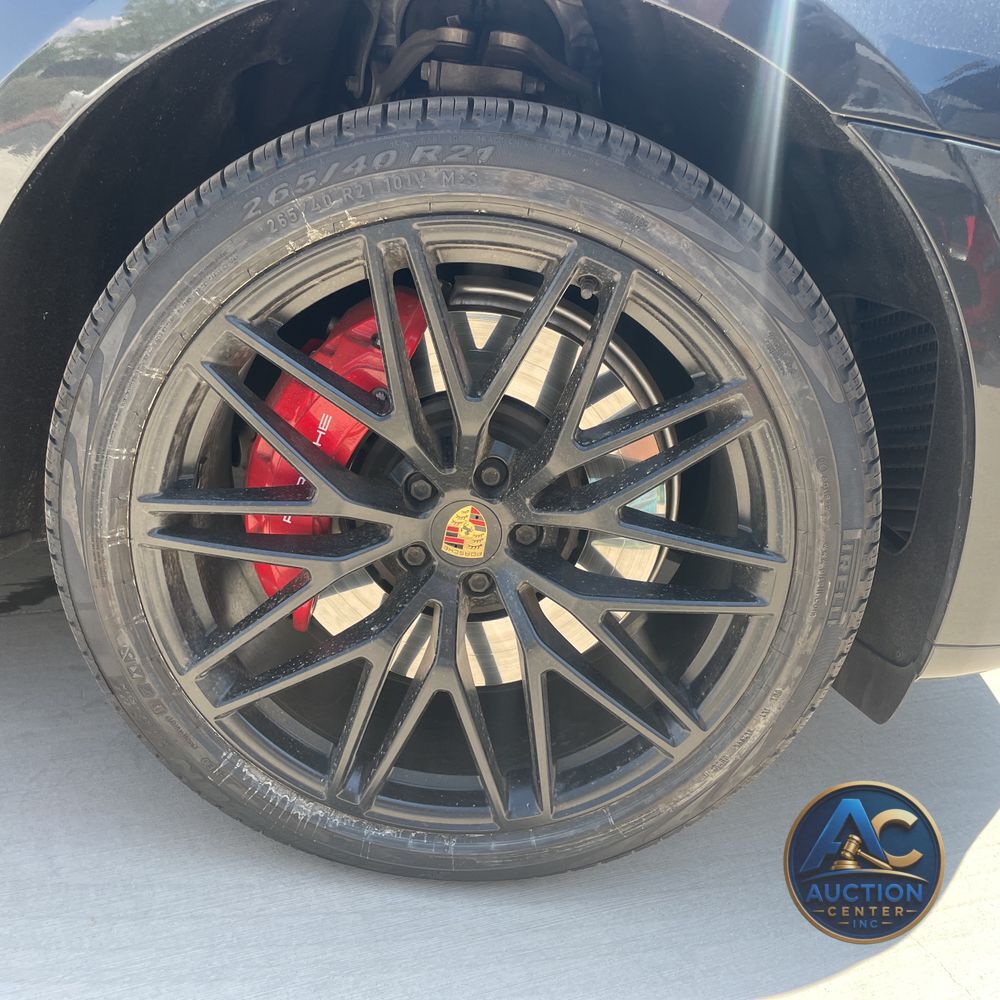 2023 Porsche Macan GTS