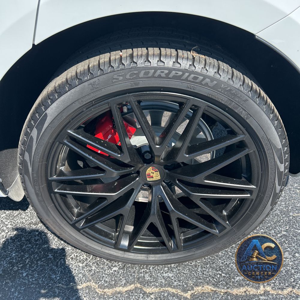 2023 Porsche Macan GTS