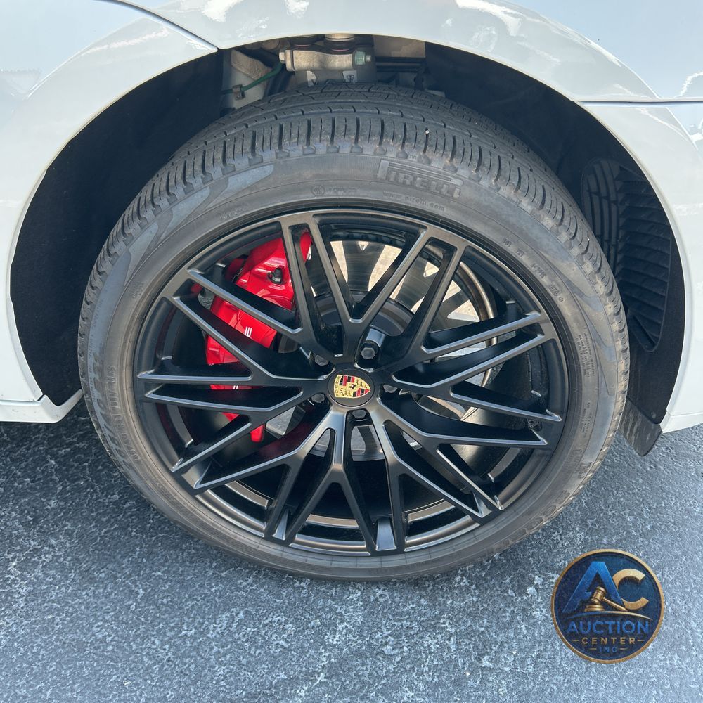 2023 Porsche Macan GTS