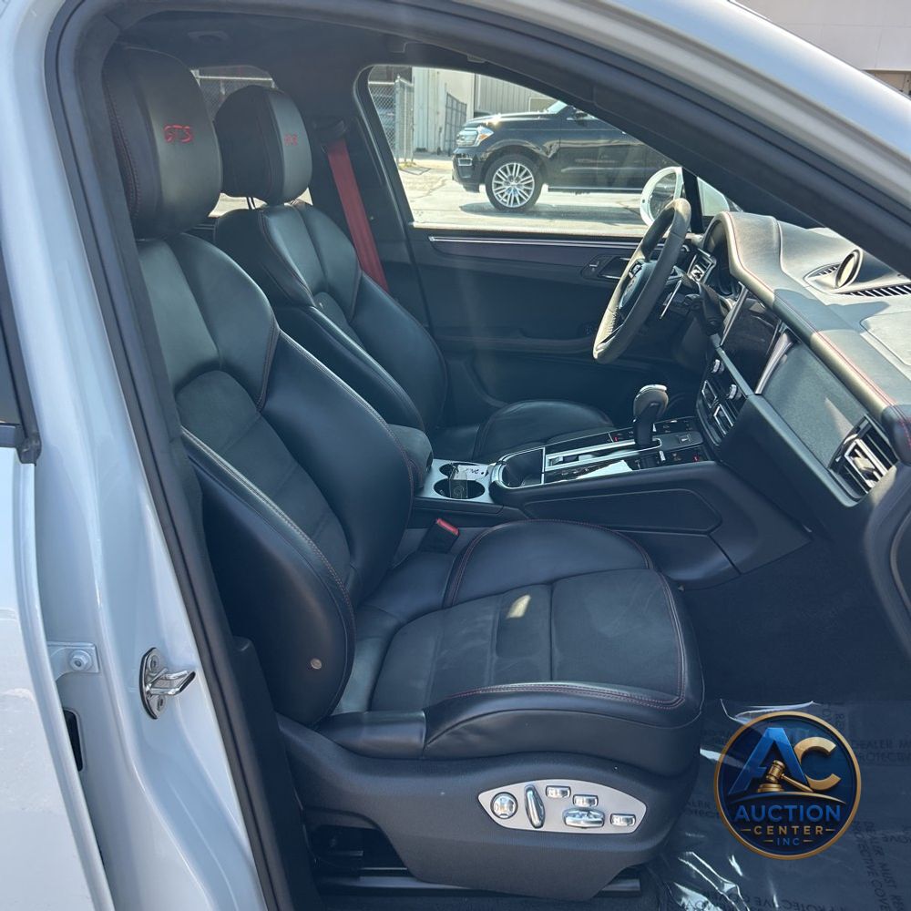 2023 Porsche Macan GTS