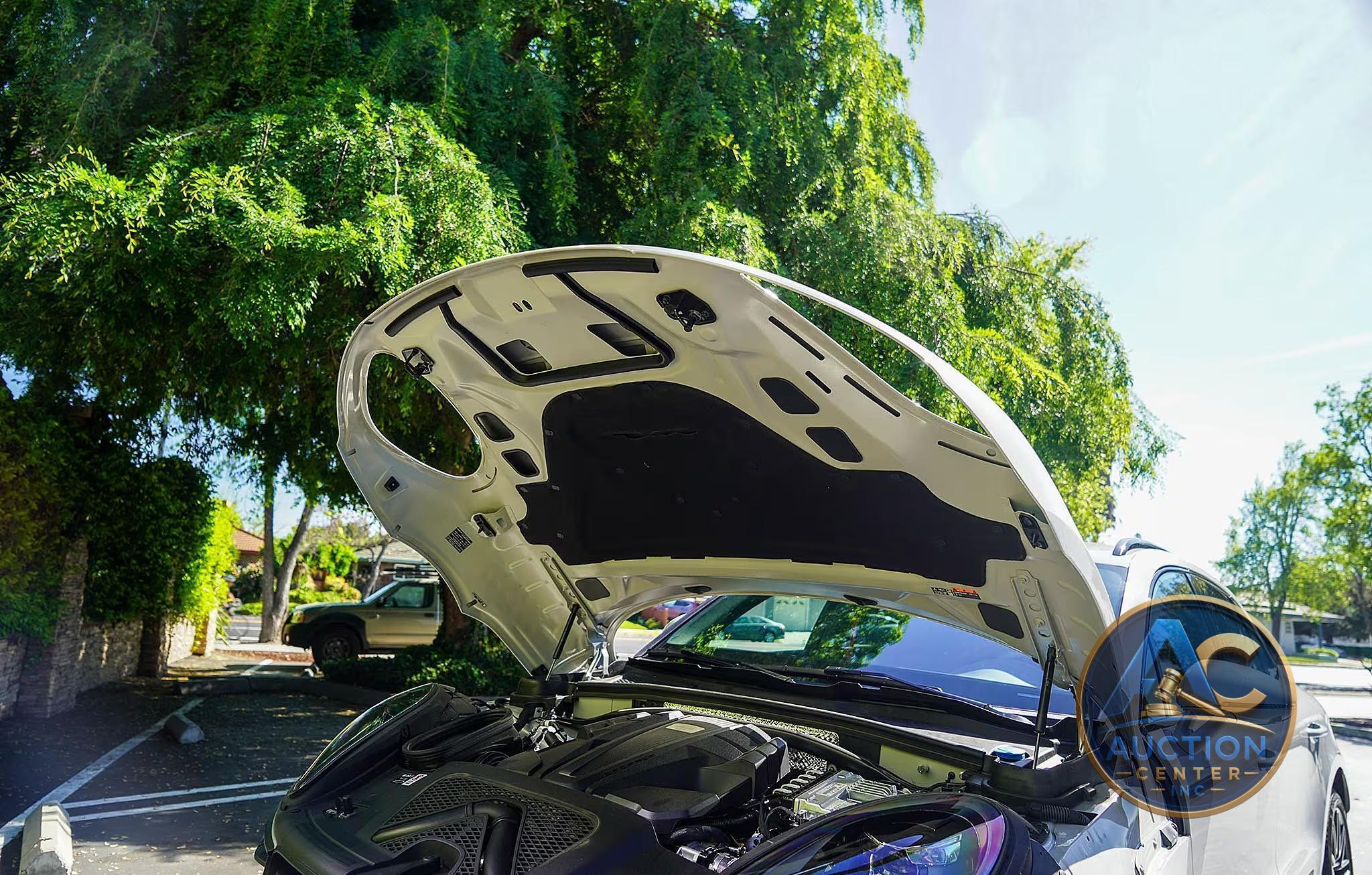 2025 Porsche Macan GTS