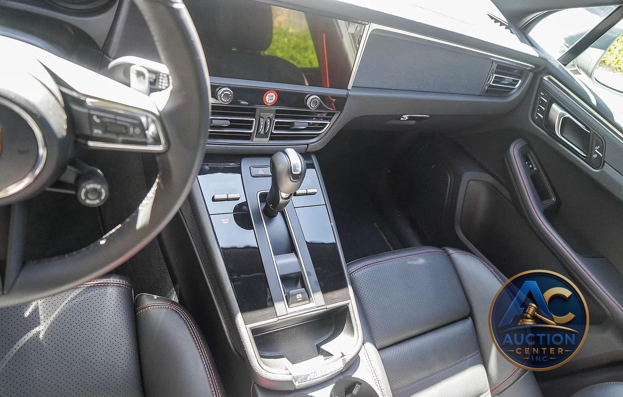 2025 Porsche Macan GTS